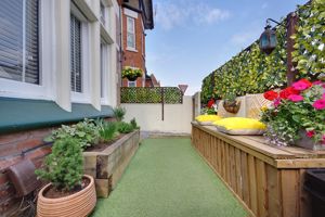 Front Courtyard/Garden Area- click for photo gallery